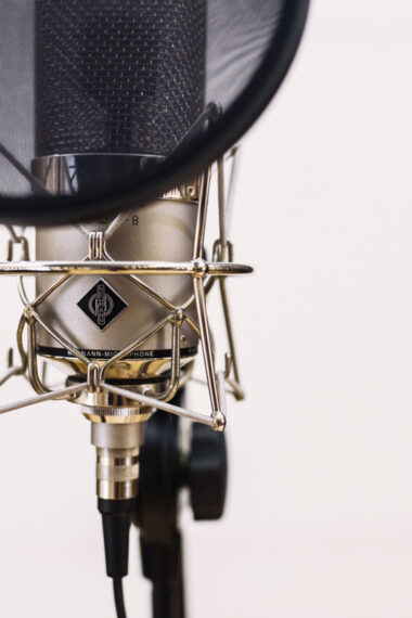 Neumann mic and pop filter for voice acting